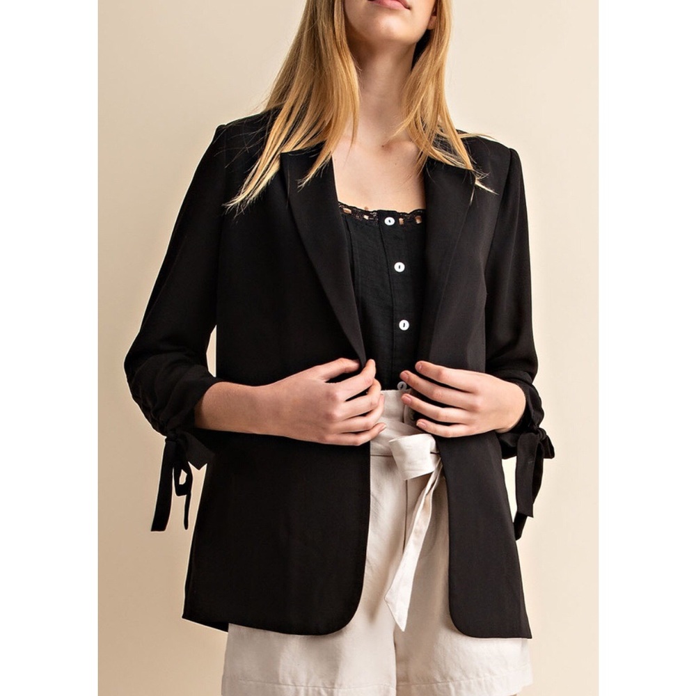 See new listing - Picture 2 of 8